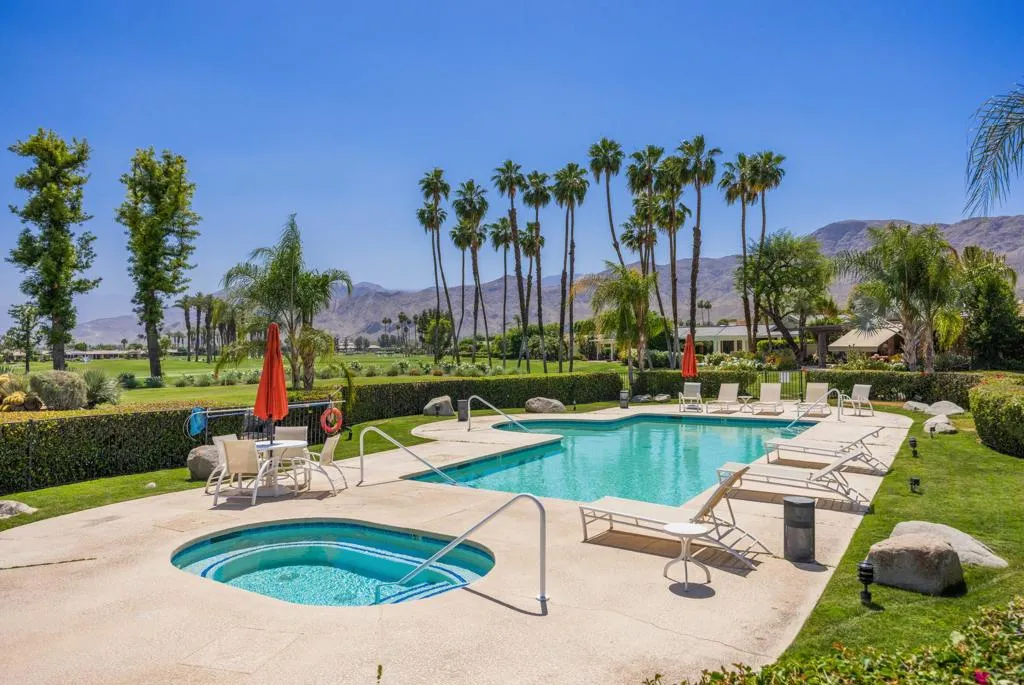 21 Mayfair Drive, Rancho Mirage, California 92270 home-pic-35