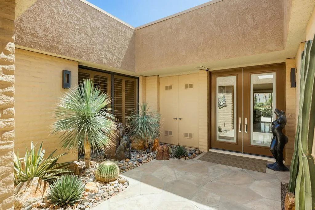 21 Mayfair Drive, Rancho Mirage, California 92270 home-pic-38
