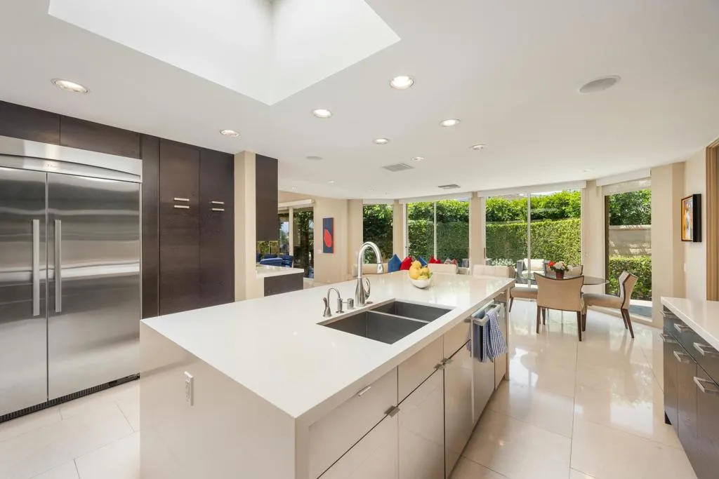 21 Mayfair Drive, Rancho Mirage, California 92270 home-pic-12