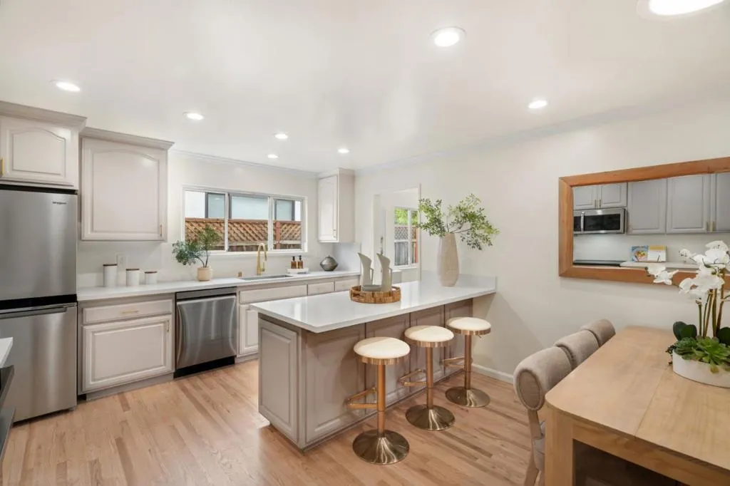 5177 Englewood Drive, San Jose, California 95129 home-pic-3