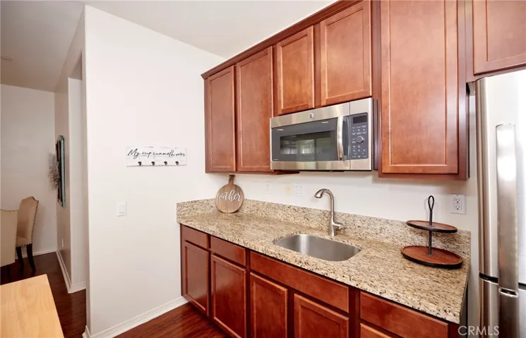 4049 Running Oak Lane, San Bernardino, California 92407