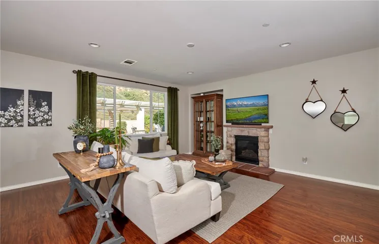 4049 Running Oak Lane, San Bernardino, California 92407