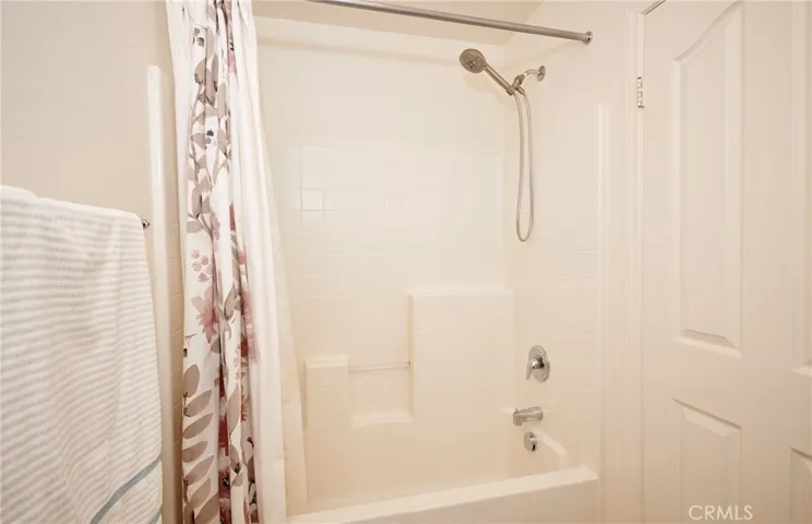 4049 Running Oak Lane, San Bernardino, California 92407