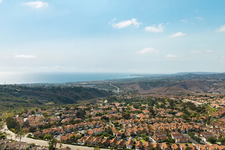 206 Gurrego, San Clemente, California 92672