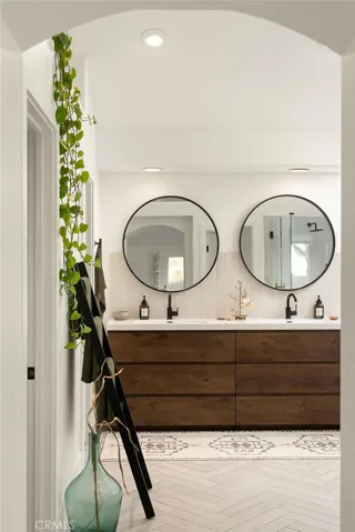 206 Gurrego, San Clemente, California 92672