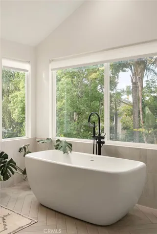 206 Gurrego, San Clemente, California 92672