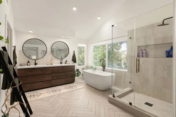 206 Gurrego, San Clemente, California 92672