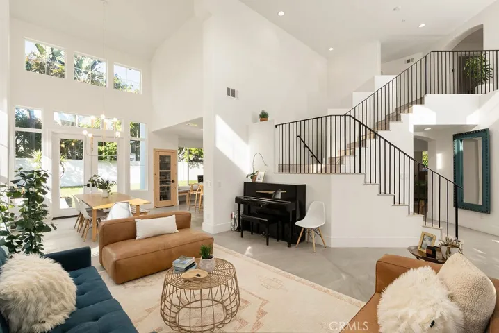 206 Gurrego, San Clemente, California 92672