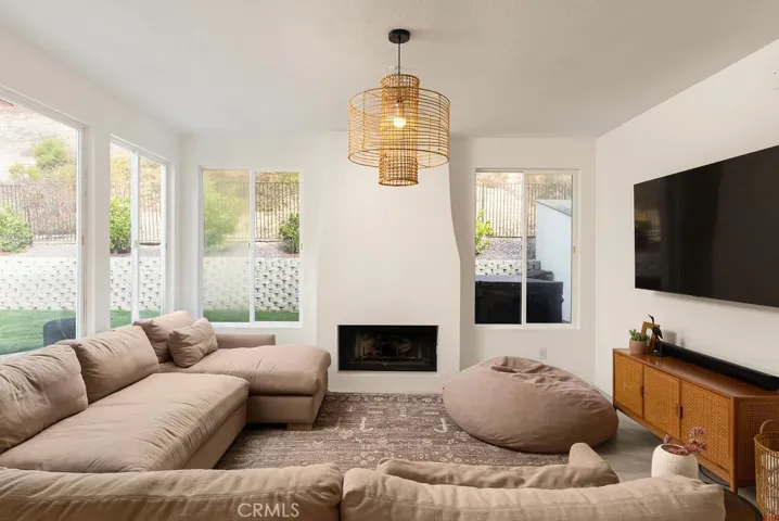 206 Gurrego, San Clemente, California 92672