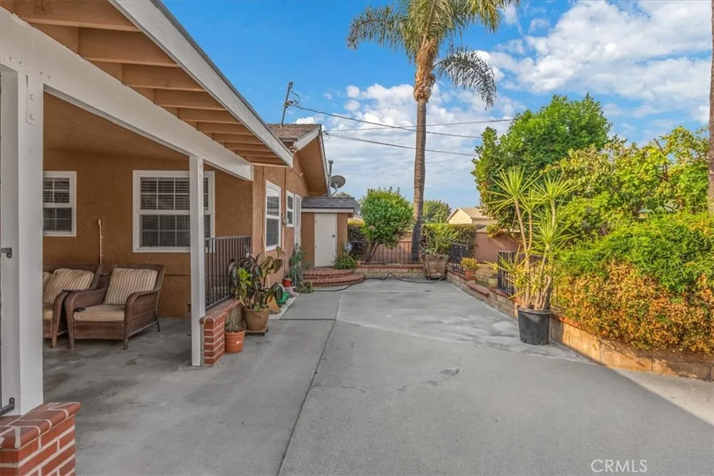 2183 Sinclair Street, Pomona, California 91767 home-pic-8