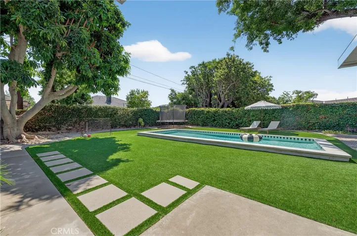 14291 Prospect Avenue, Tustin, California 92780