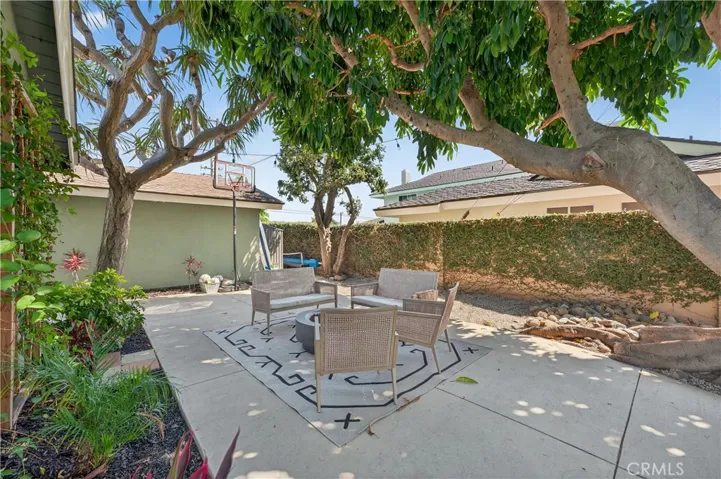 14291 Prospect Avenue, Tustin, California 92780
