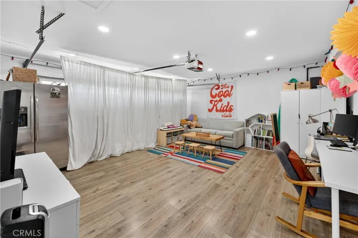 14291 Prospect Avenue, Tustin, California 92780