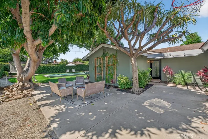 14291 Prospect Avenue, Tustin, California 92780
