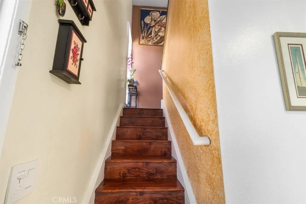 1084 Cabrillo Park  home-pic-12