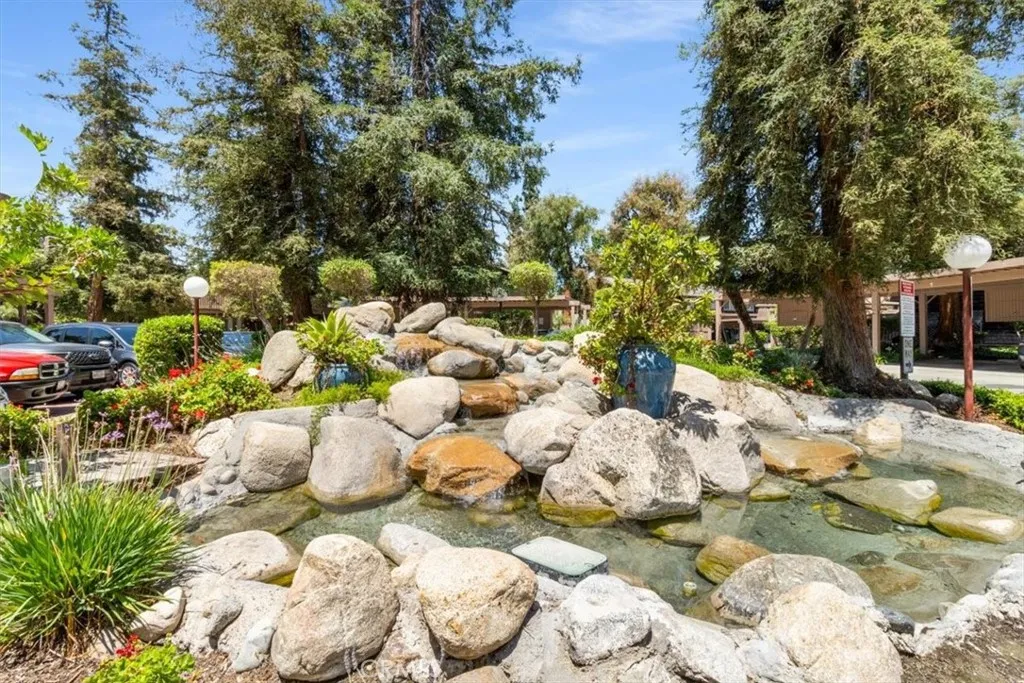 1084 Cabrillo Park  home-pic-23