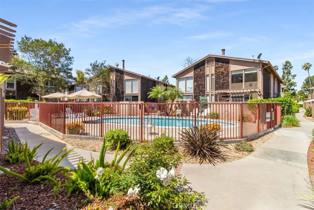 1084 Cabrillo Park  home-pic-19
