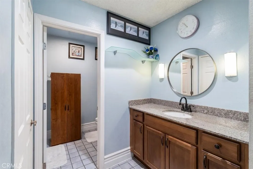 1084 Cabrillo Park  home-pic-16