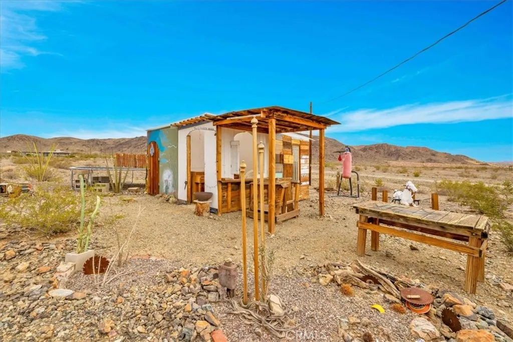 68451 Bellerue Road, 29 Palms, California 92277 home-pic-45