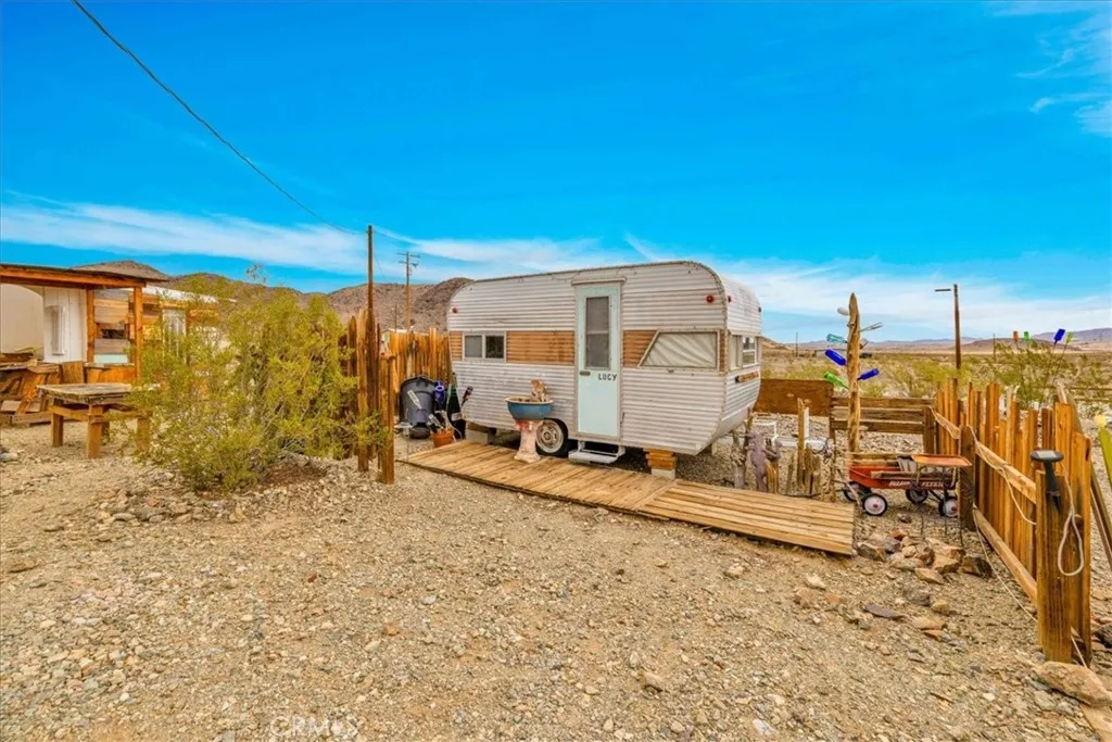 68451 Bellerue Road, 29 Palms, California 92277 home-pic-46