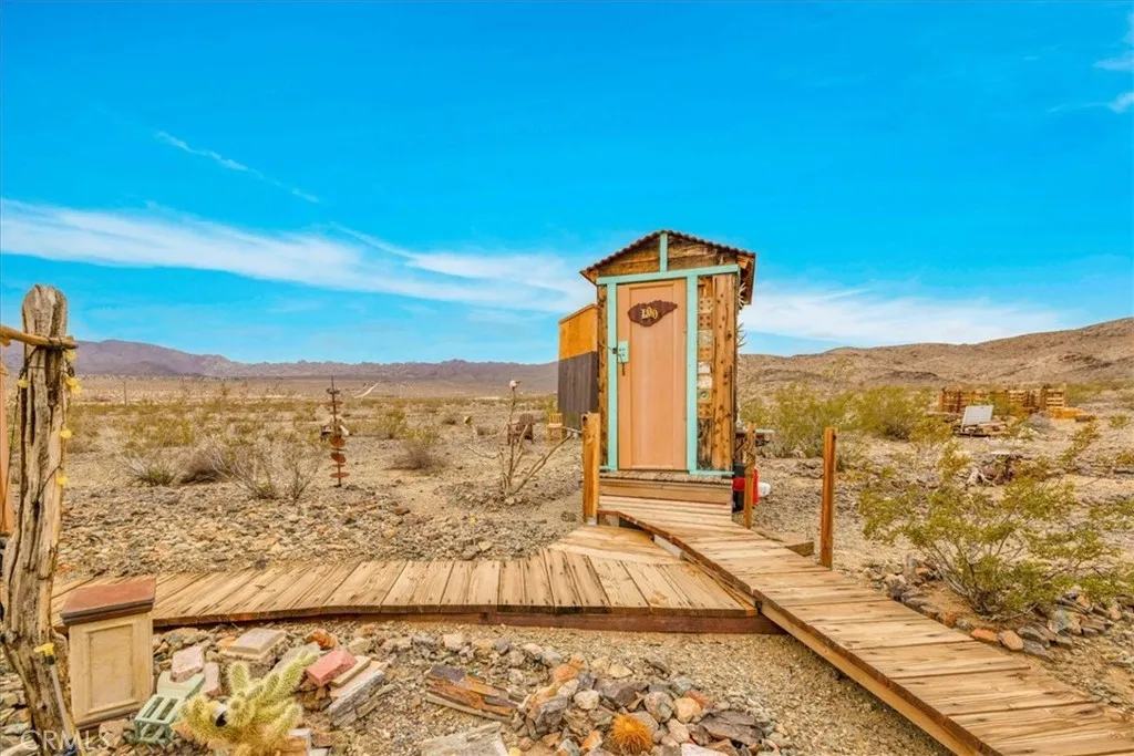 68451 Bellerue Road, 29 Palms, California 92277 home-pic-38