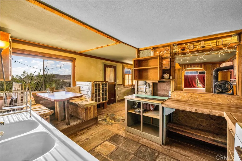 68451 Bellerue Road, 29 Palms, California 92277 home-pic-11