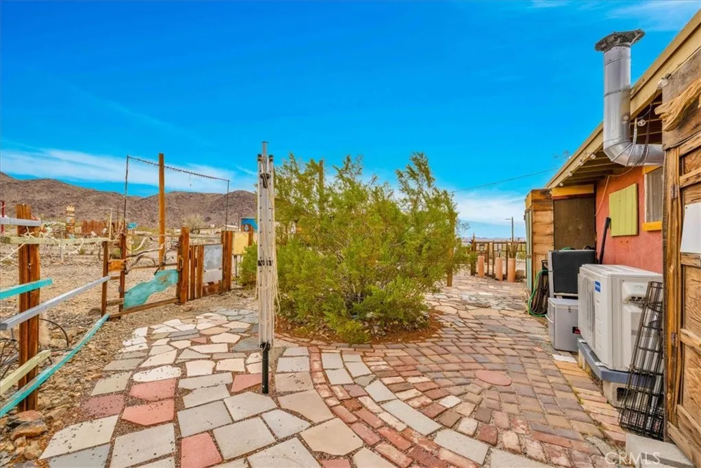 68451 Bellerue Road, 29 Palms, California 92277 home-pic-24