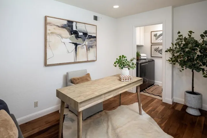 4 Bay Tree Lane, Los Altos, California 94022