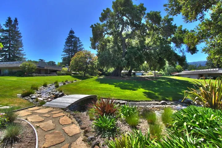 4 Bay Tree Lane, Los Altos, California 94022