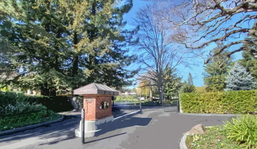 4 Bay Tree Lane, Los Altos, California 94022