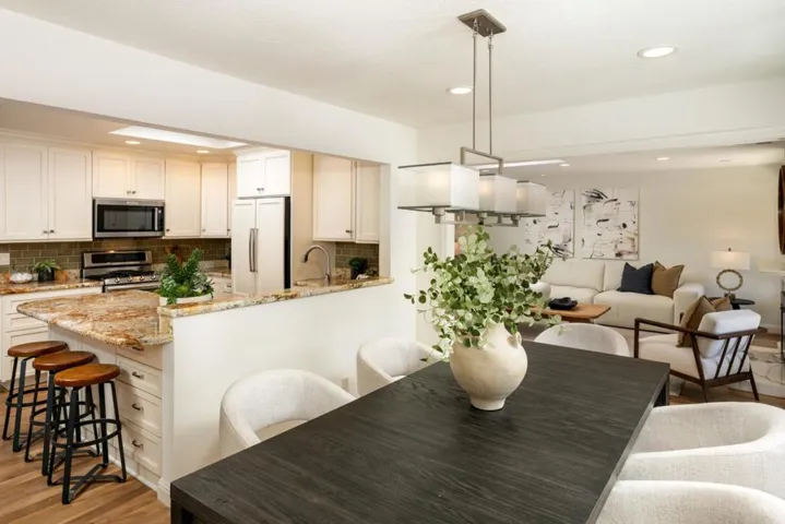 4 Bay Tree Lane, Los Altos, California 94022