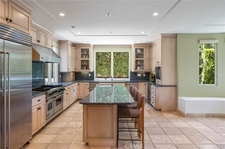 7460 Alida Place, Rancho Palos Verdes, California 90275