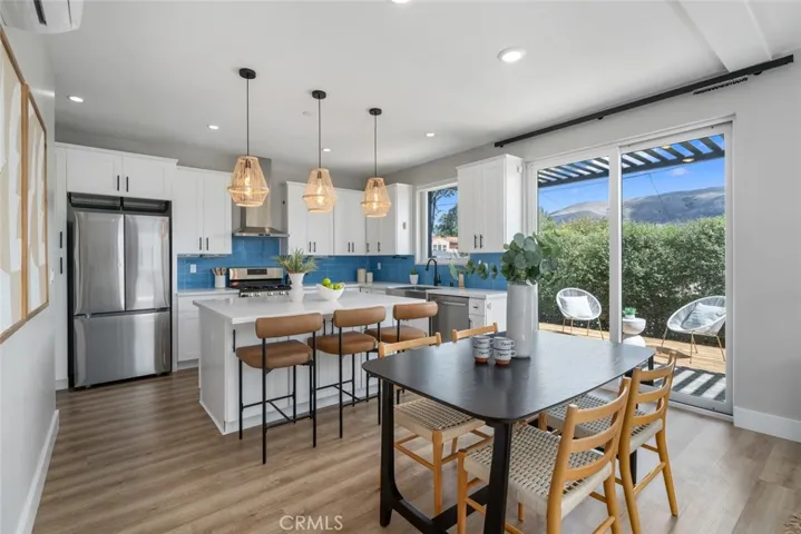 Light and Bright Open Floor Plan!