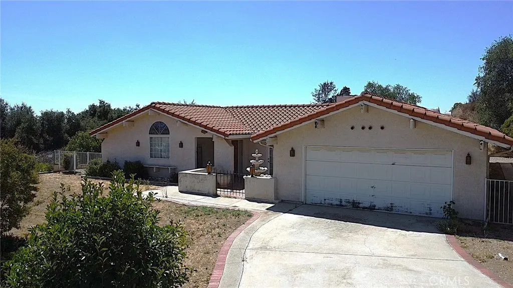 39581 Cherry Oaks Canyon Road, Cherry Valley, California 92223 home-pic-0