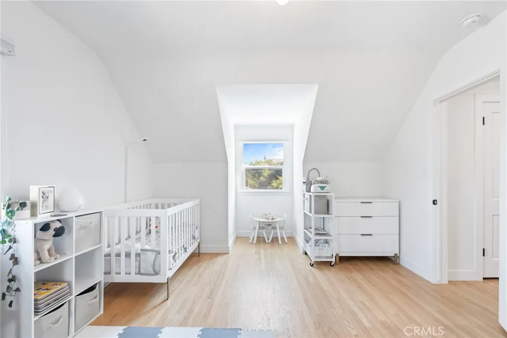 4501 Don Miguel Drive, Los Angeles, California 90008 home-pic-16