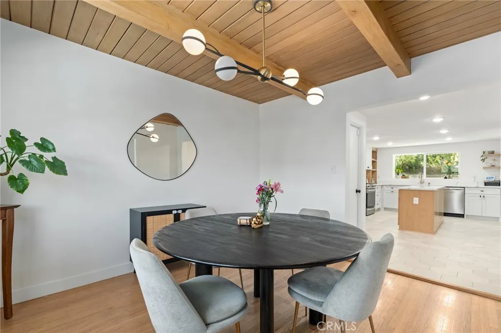 4501 Don Miguel Drive, Los Angeles, California 90008 home-pic-5