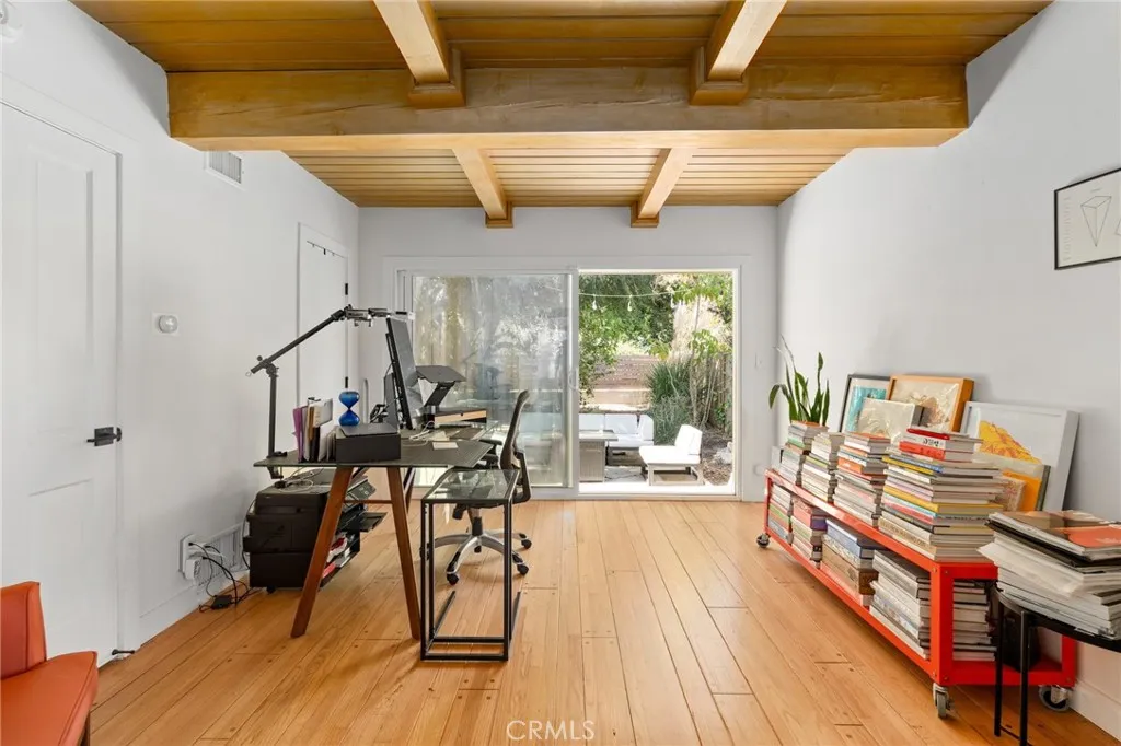 4501 Don Miguel Drive, Los Angeles, California 90008 home-pic-9