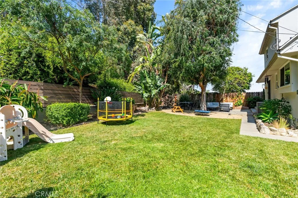 4501 Don Miguel Drive, Los Angeles, California 90008 home-pic-20