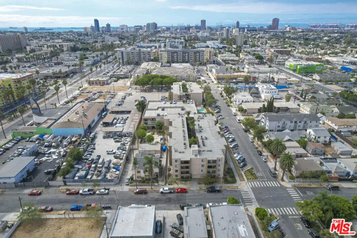 1450 Locust Avenue 306, Long Beach, California 90813