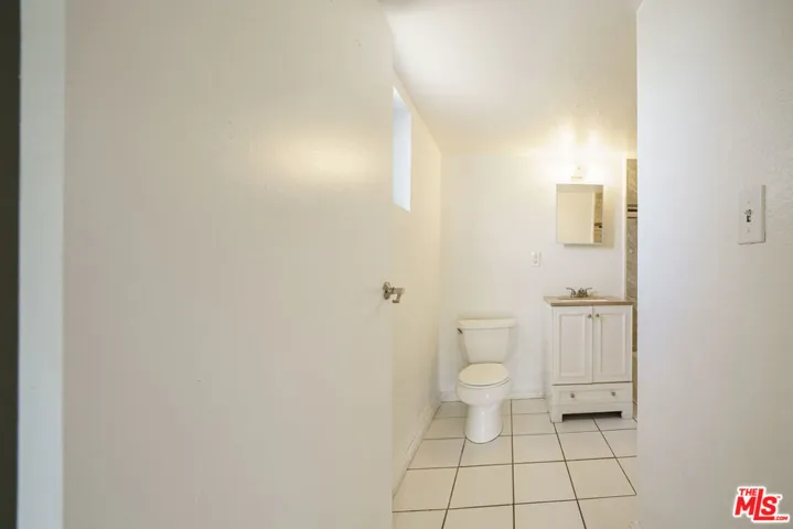 1450 Locust Avenue 306, Long Beach, California 90813