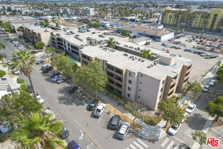 1450 Locust Avenue 306, Long Beach, California 90813
