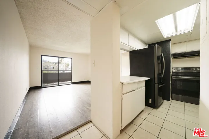 1450 Locust Avenue 306, Long Beach, California 90813