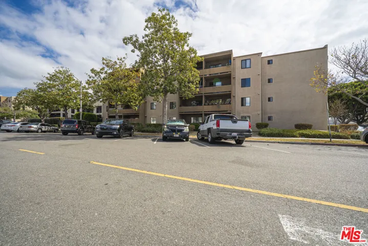 1450 Locust Avenue 306, Long Beach, California 90813