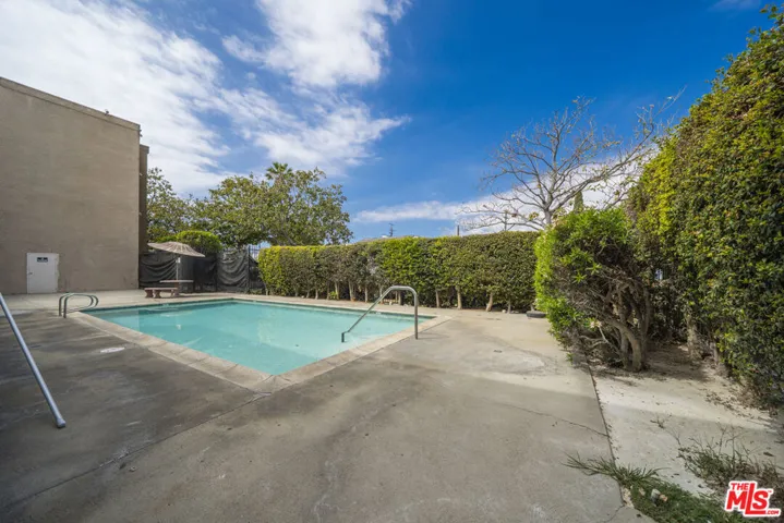 1450 Locust Avenue 306, Long Beach, California 90813