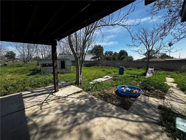 9575 Locust Avenue, Fontana, California 92335