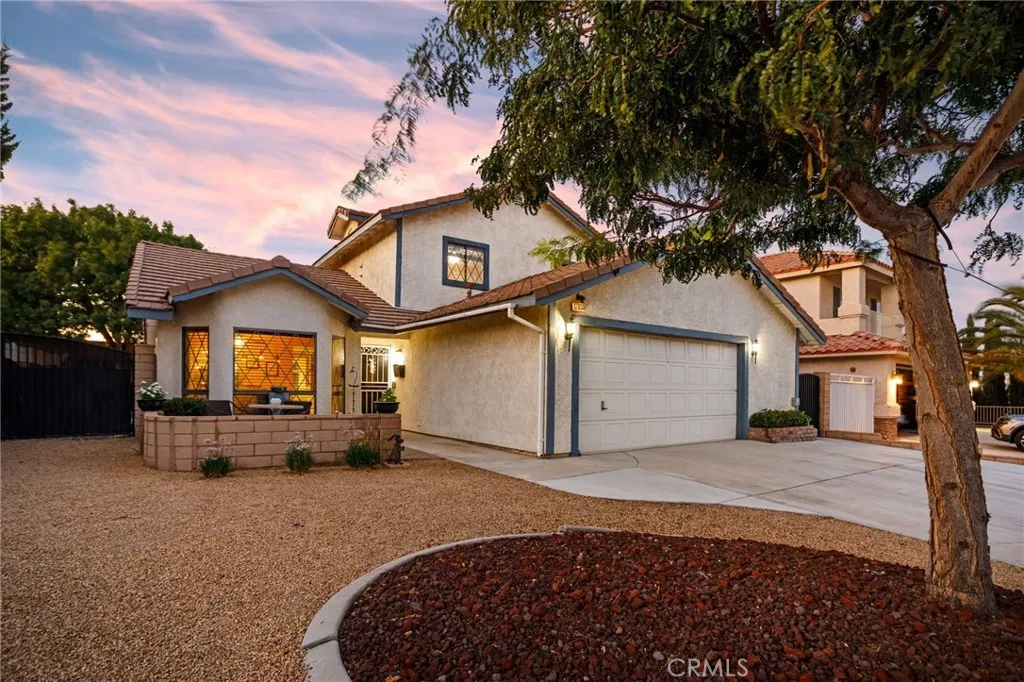 17800 Rancho Bonita Road, Victorville, California 92395 home-pic-1