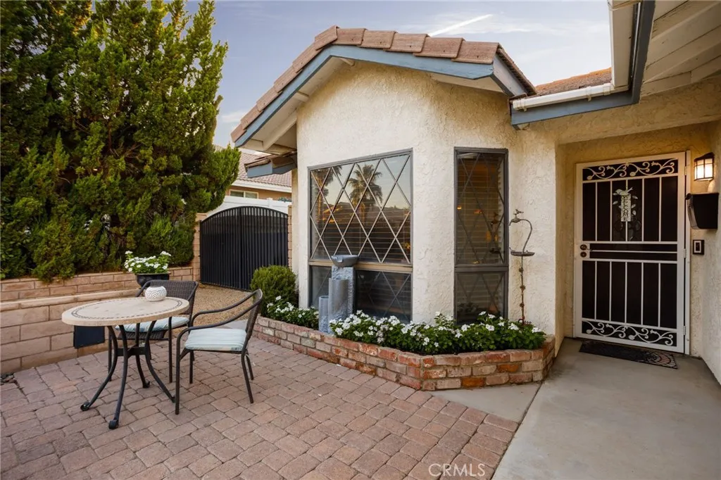 17800 Rancho Bonita Road, Victorville, California 92395 home-pic-3