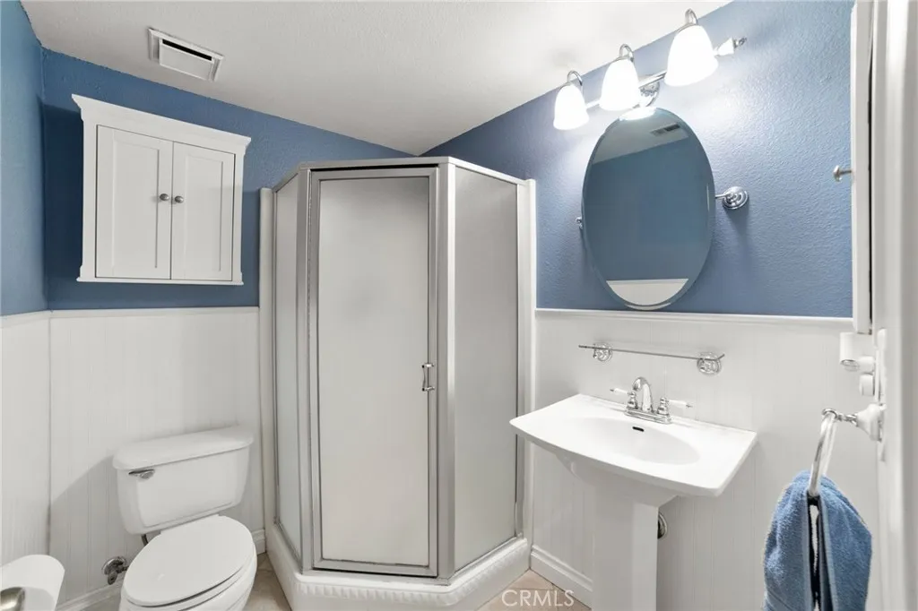 17800 Rancho Bonita Road, Victorville, California 92395 home-pic-16