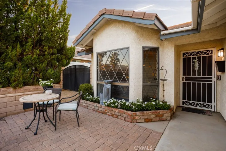 17800 Rancho Bonita Road, Victorville, California 92395