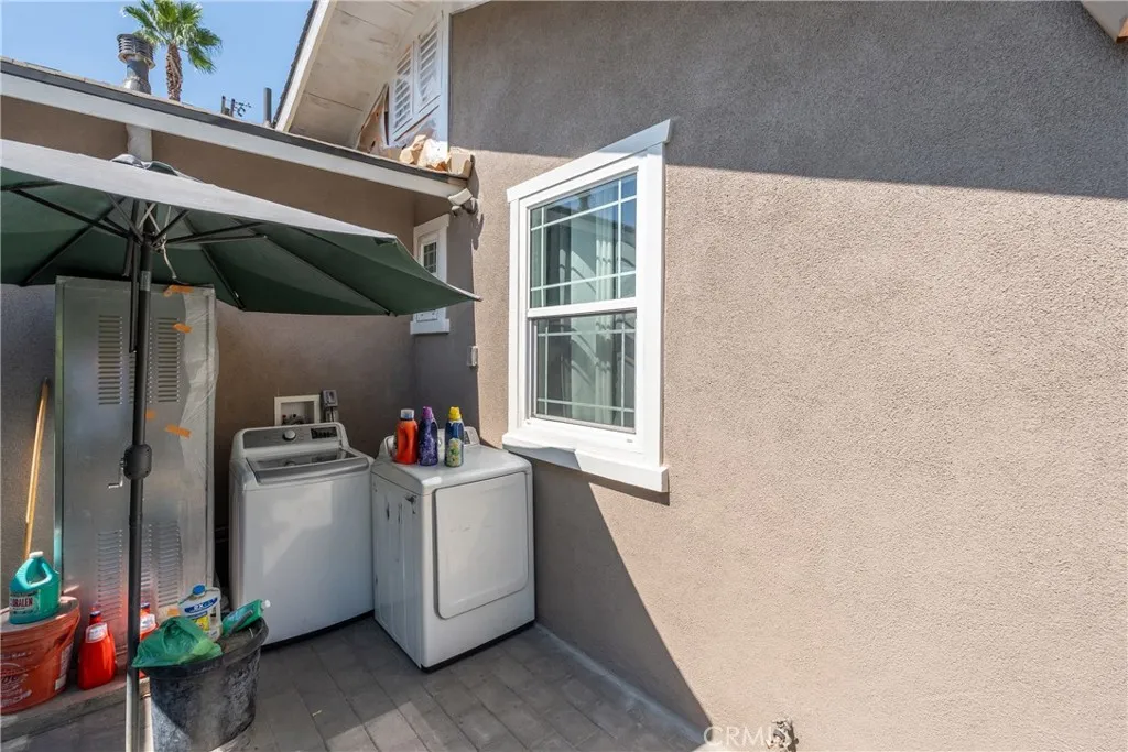 2992 Date Street, Riverside, California 92507 home-pic-17